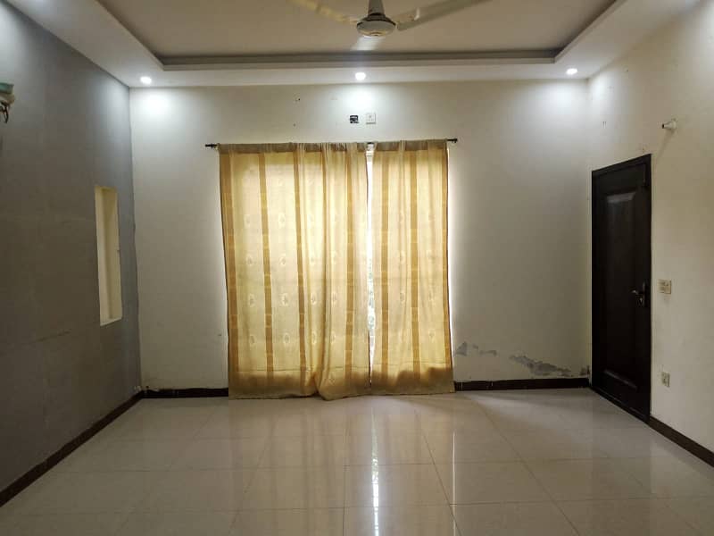 10 Marla House For Sale In Paragon City Lahore 21