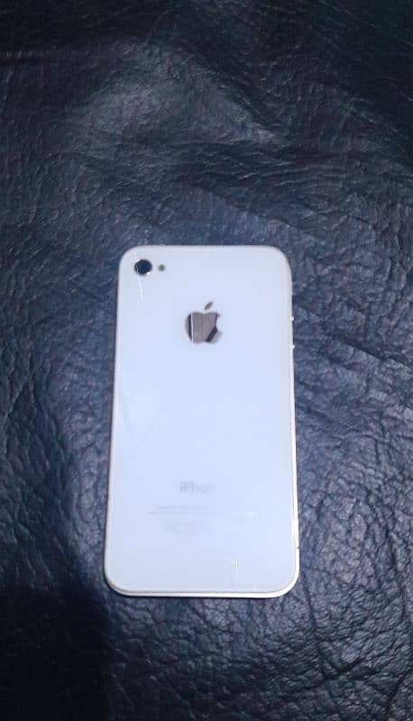 IPhone 4 without screen only parts are avaliable 1