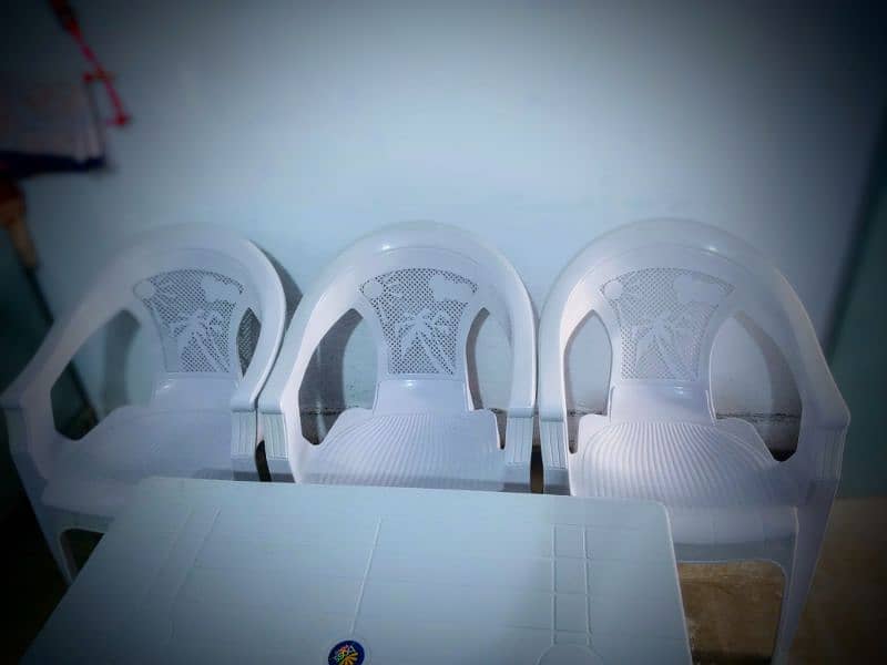 ARGENT SALE CHAIR PRICE 8000 2