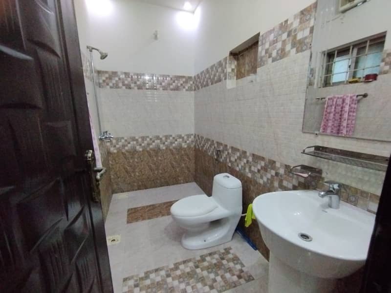 5 Marla Luxury House For Sale In AA Block Bahria Town Lahore 9