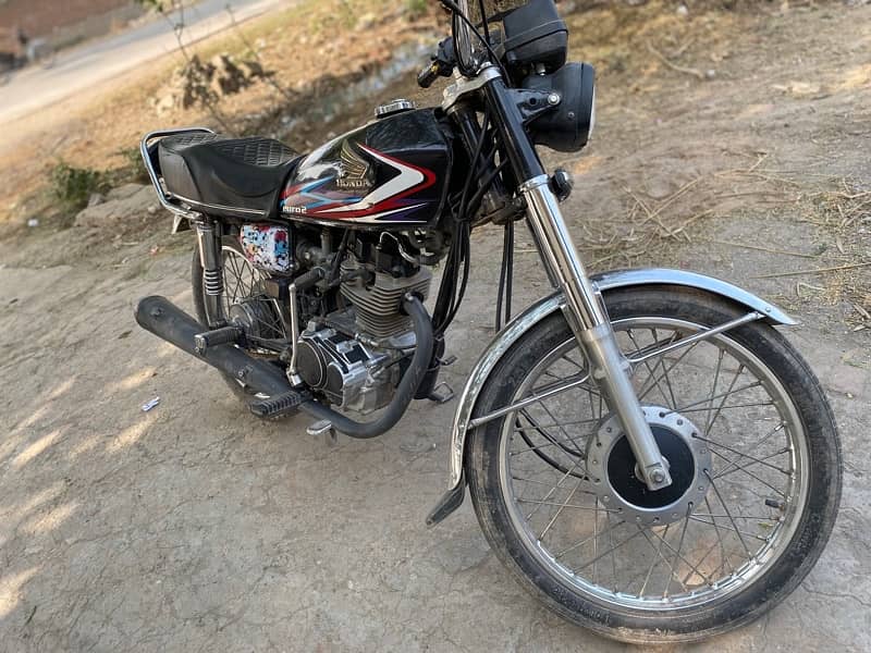 Honda 125 Black 1