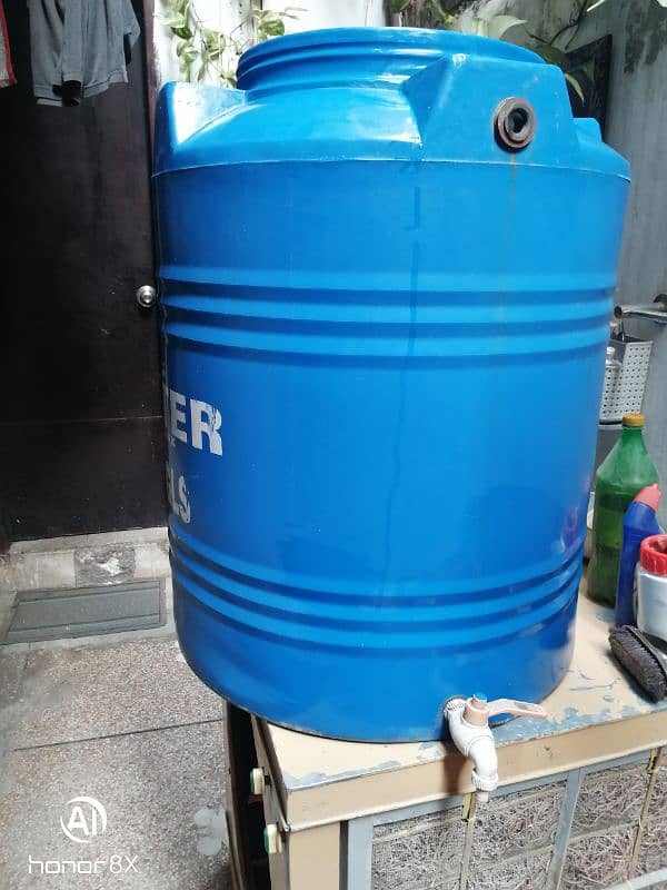 Water tank Master 75 gallons, double ply with tap as good as new 0