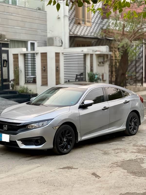 Honda Civic Oriel UG 2018 1