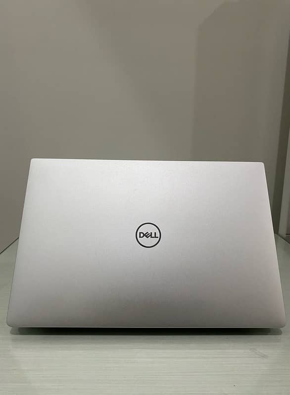 Dell XPS 7390 [13 inch] 1