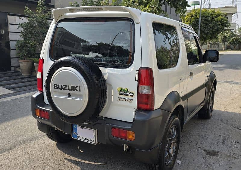 Suzuki Jimny 2018 3