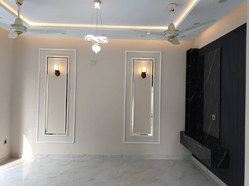 5.5 MARLA CORNER BRAND NEW HOUSE FOR SALE IN DHA RAHBAR BLOCK L 28