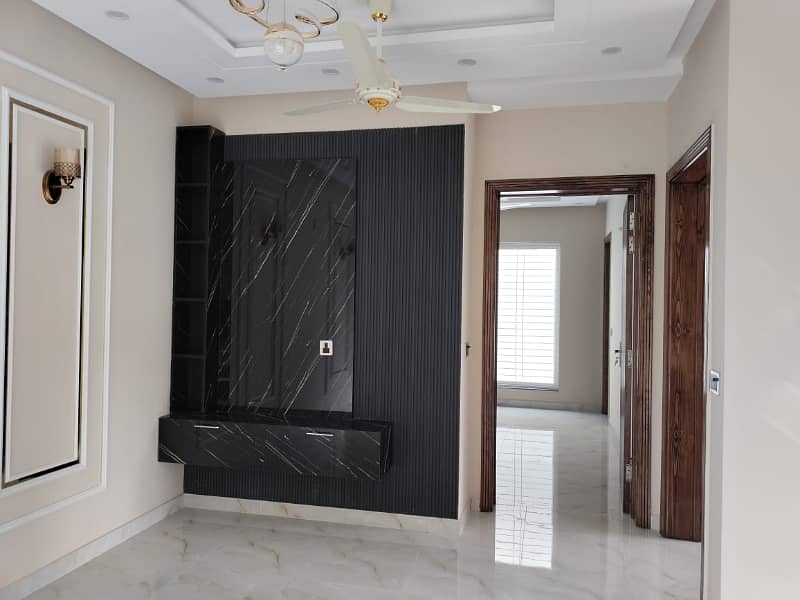 5.5 MARLA CORNER BRAND NEW HOUSE FOR SALE IN DHA RAHBAR BLOCK L 35