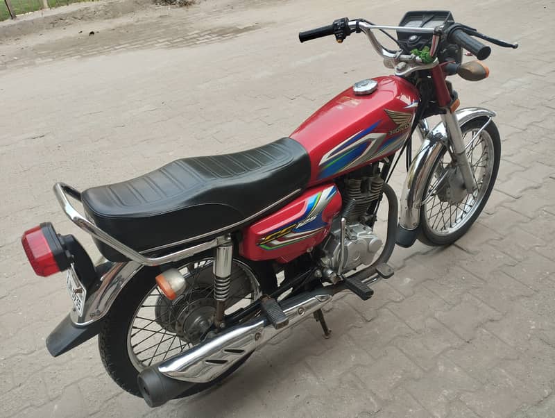 HONDA CG 125 2022 3