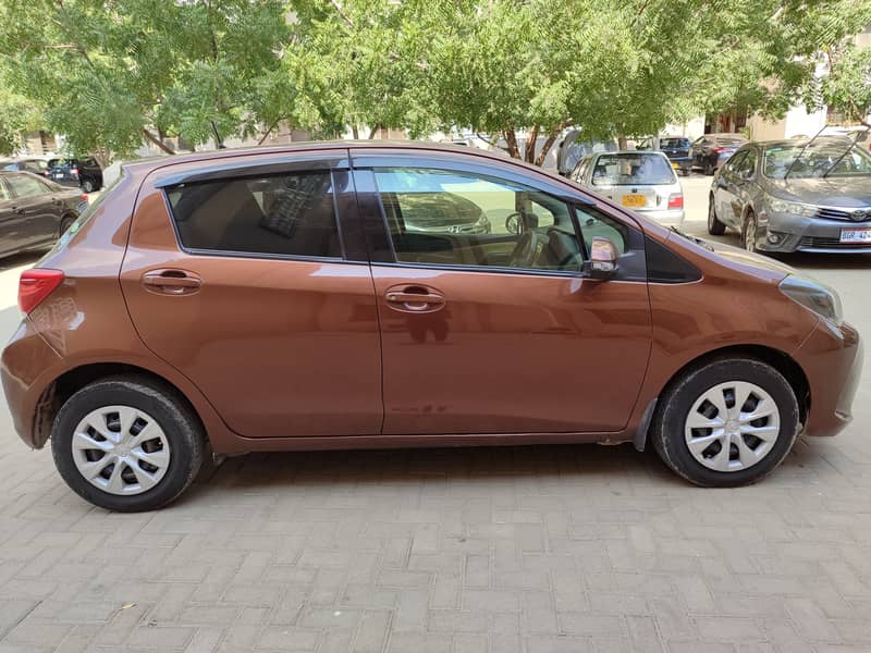 Toyota Vitz 2014 11