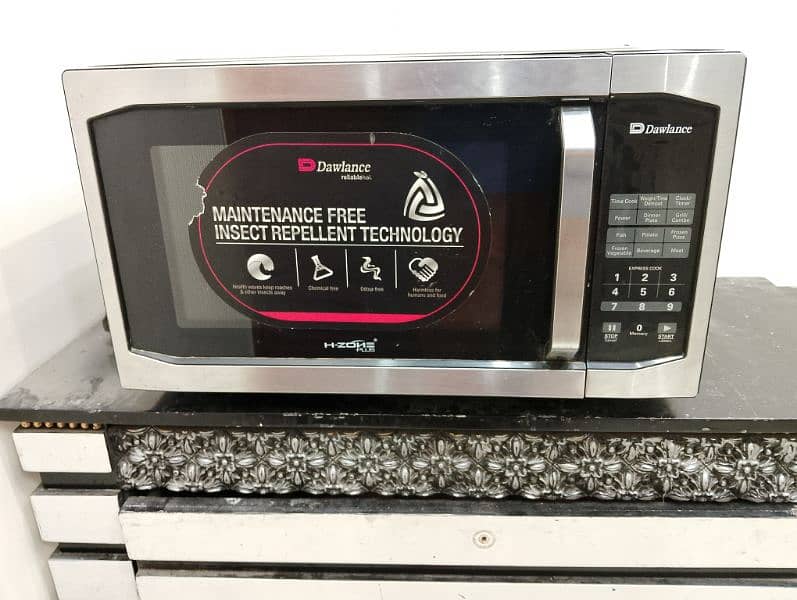 Dawlance Microwave Grill Oven 0