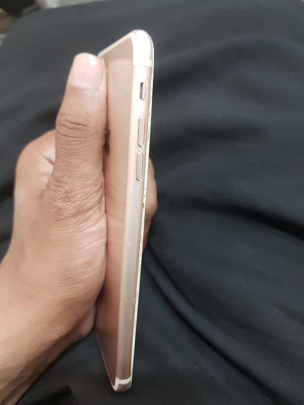 i phone 7 plus 128 GB pta approved 5