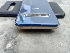 Lg v60 good condition