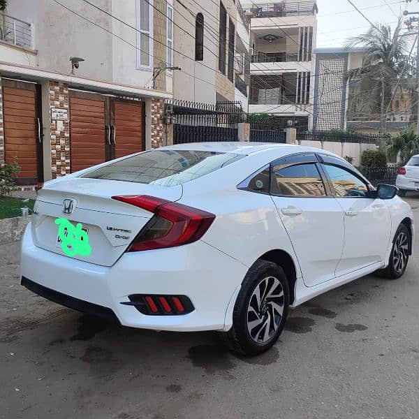 Honda Civic VTi 2017 1