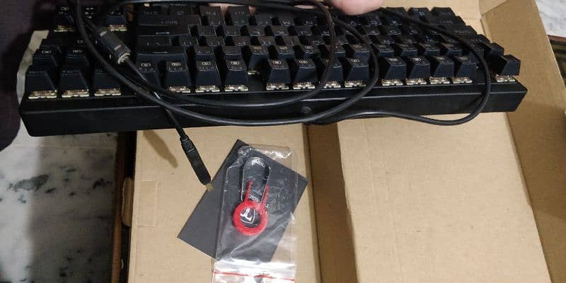 tdagger Corvette mechanical keyboard red switchs 0