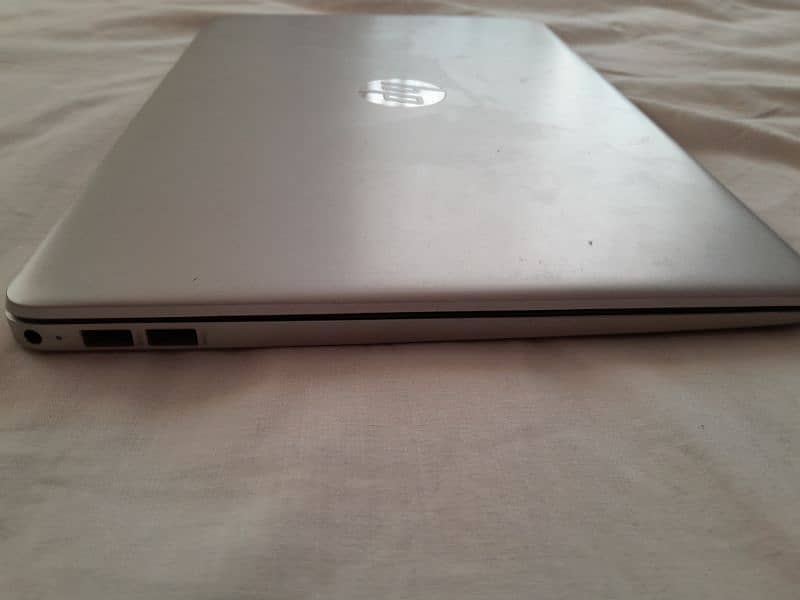 HP laptop 15s 3