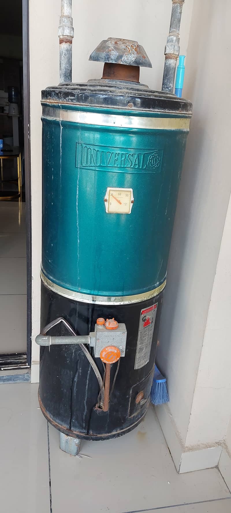 Gas conventional 20 liter geyser for sale 0