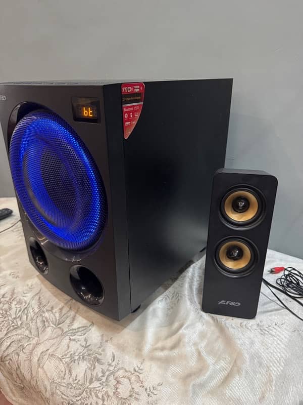 F&D F770 Boofer Speakers Almost New 8