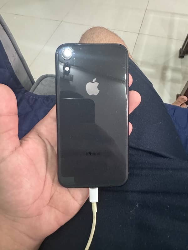 iPhone XR 64GB Non PTA 0