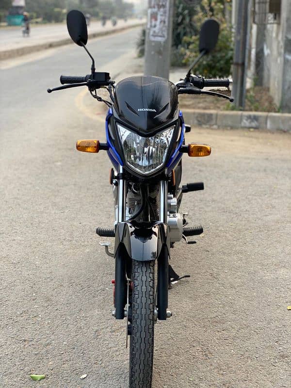 Honda CB 125 F 2023 Model 4500 kms driven  only like new bike 5