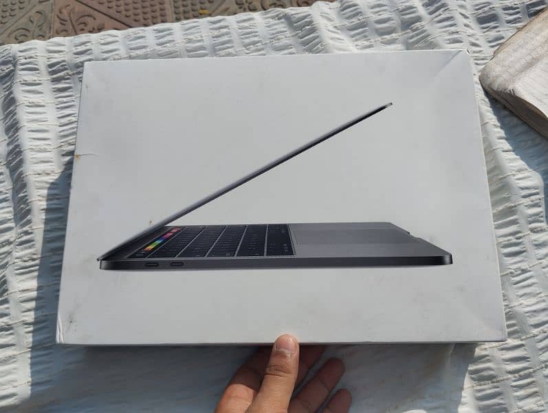 Mac book pro 2018 3