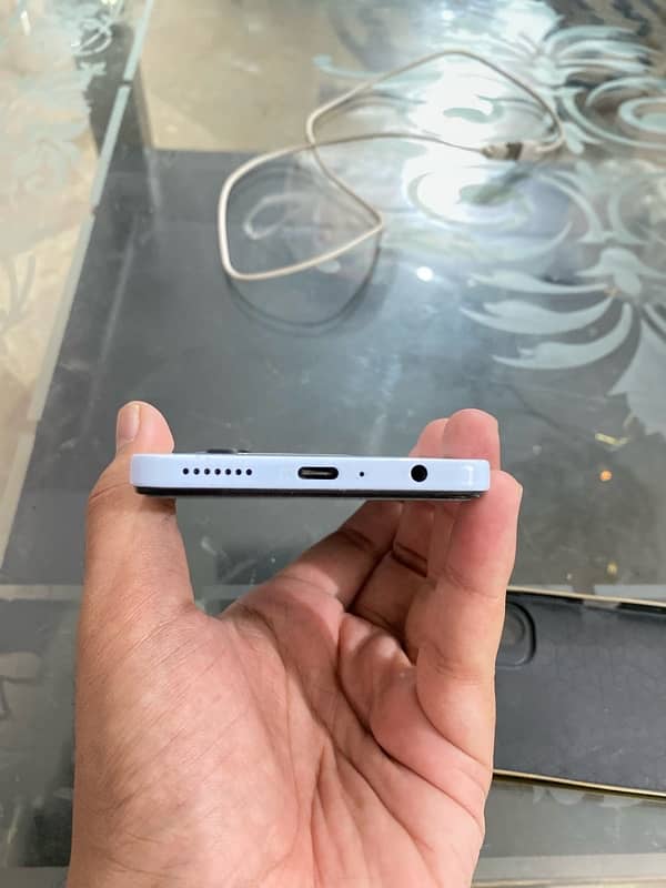 Tecno camon 19 neo 128gb 4