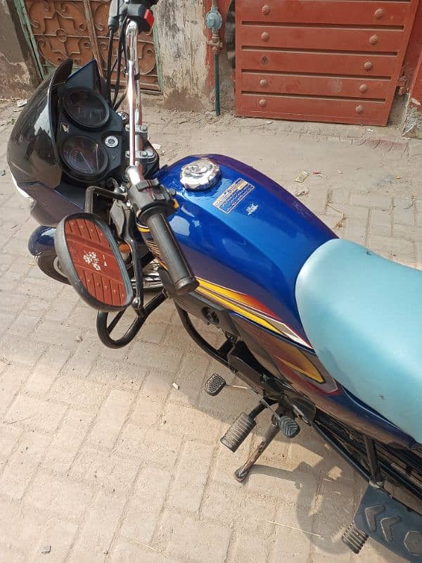 Honda pridor 100cc one hand used 7