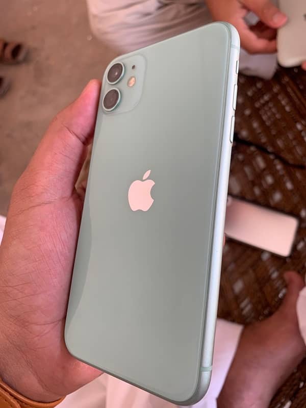 iPhone 11 (256 gb) 1