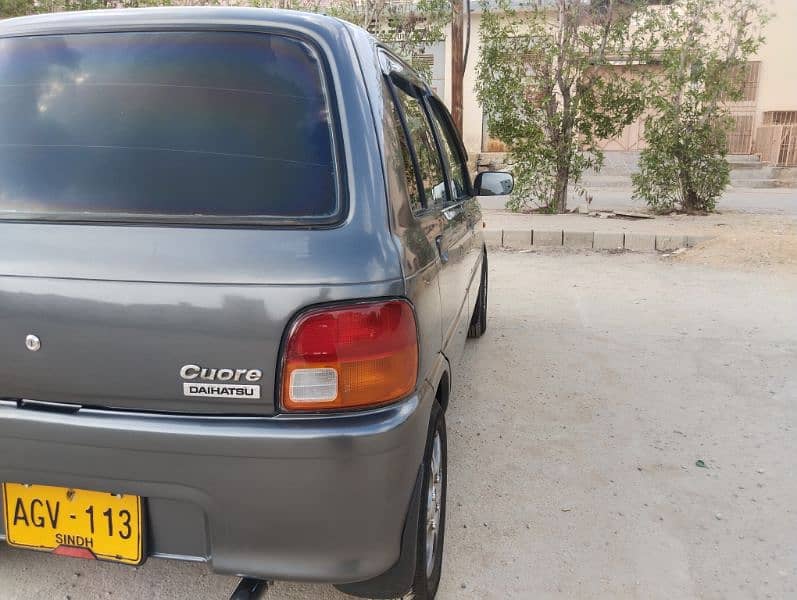 Daihatsu Cuore 2004 12