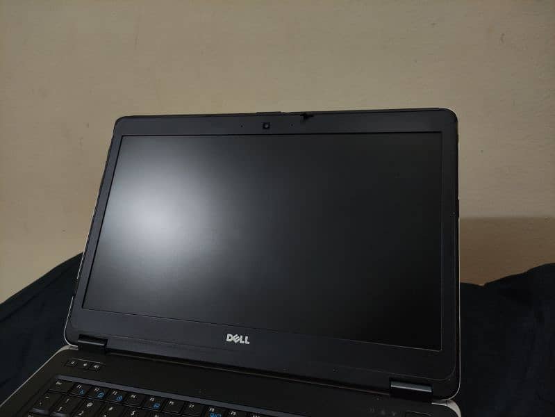 Dell Inspiron e6440 6