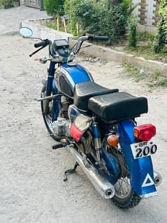 HONDA ROADMASTER CD 200 vip golden number