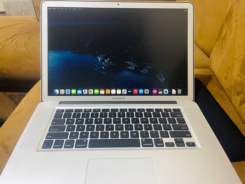 Macbook Pro 0
