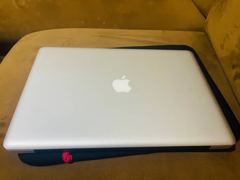 Macbook Pro 1