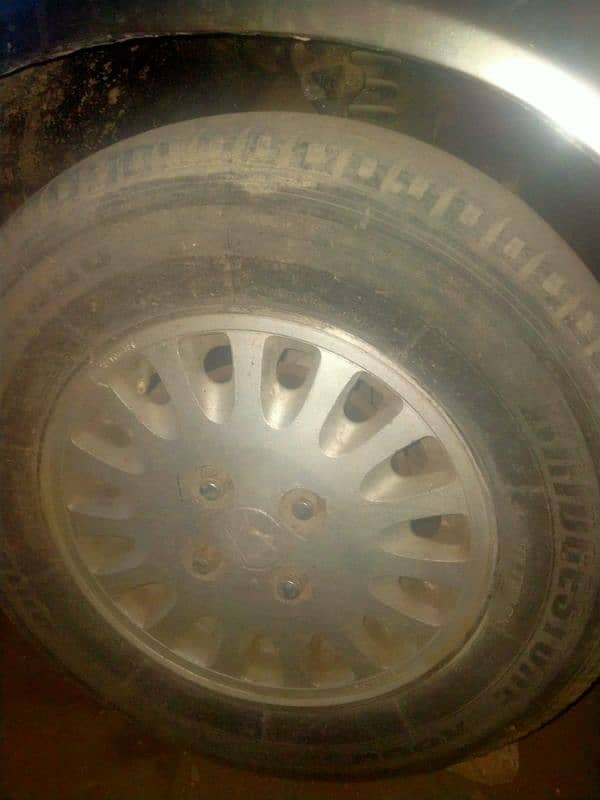 HONDA CIVIC 1990 MODEL RIMS 0