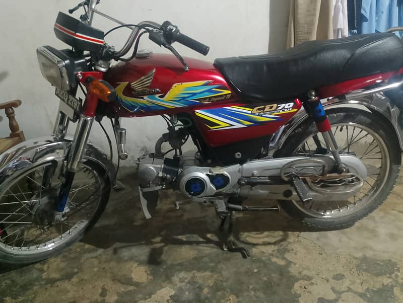 Honda CD 70 2021 3