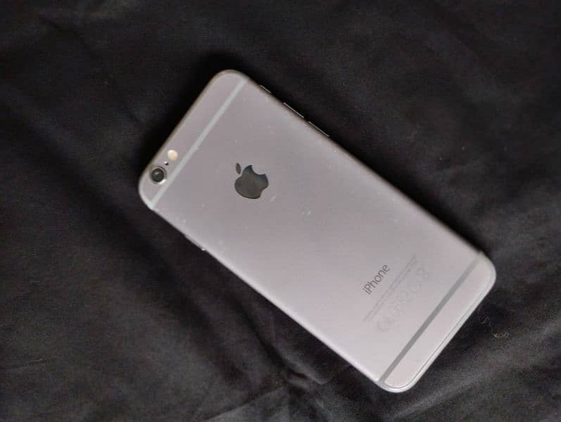 iPhone 6(urgent sale) 3