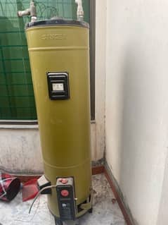 Singer Elec&Gas 30 gallons geyser