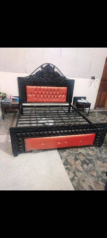 Bed dressing sofa dewan jhoola 0