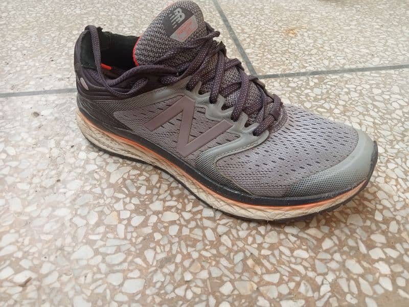 New balance running shoes used like new 0