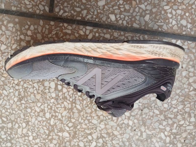 New balance running shoes used like new 2