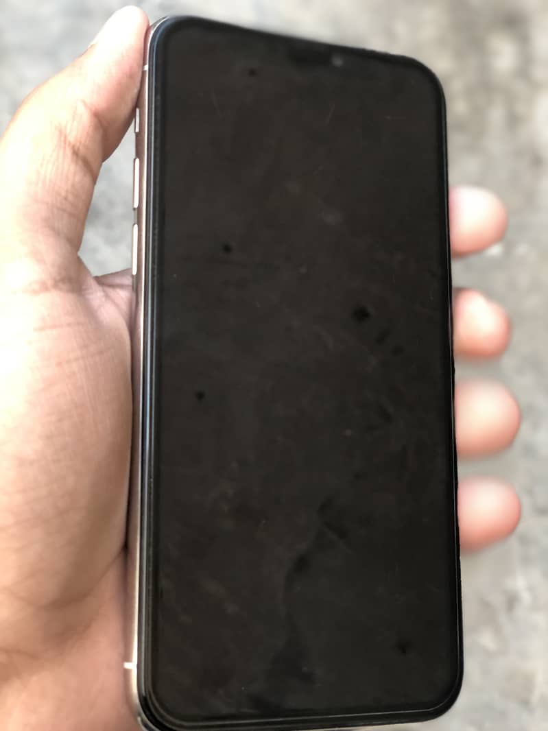 iphone 11 pro 64 GB 1