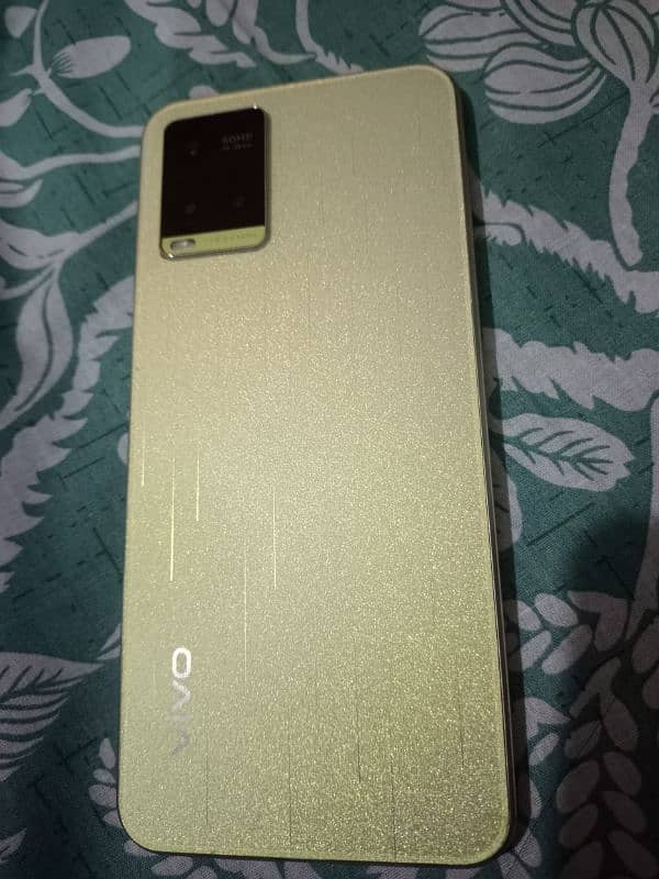 selling my vivo y33T 1