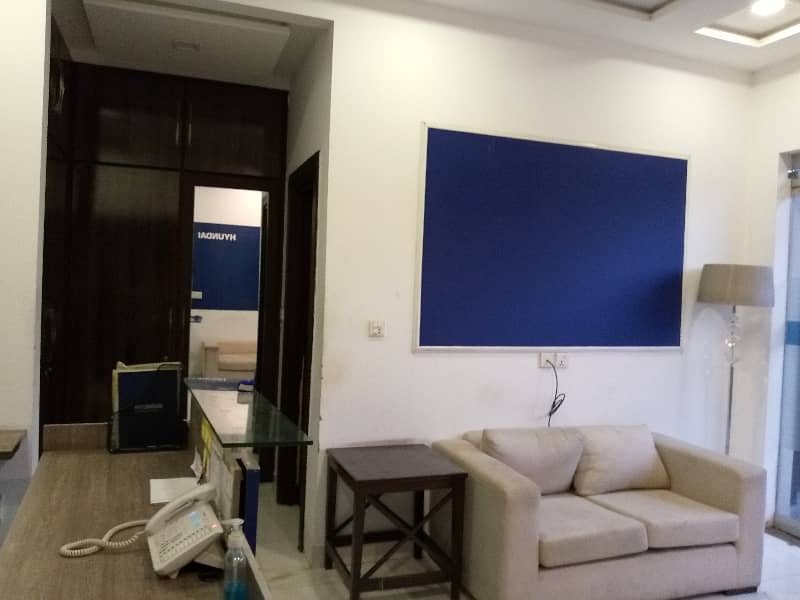 3 Kanal (10 Thousand Square Feet) Furnished Office Block Available For Rent. 9