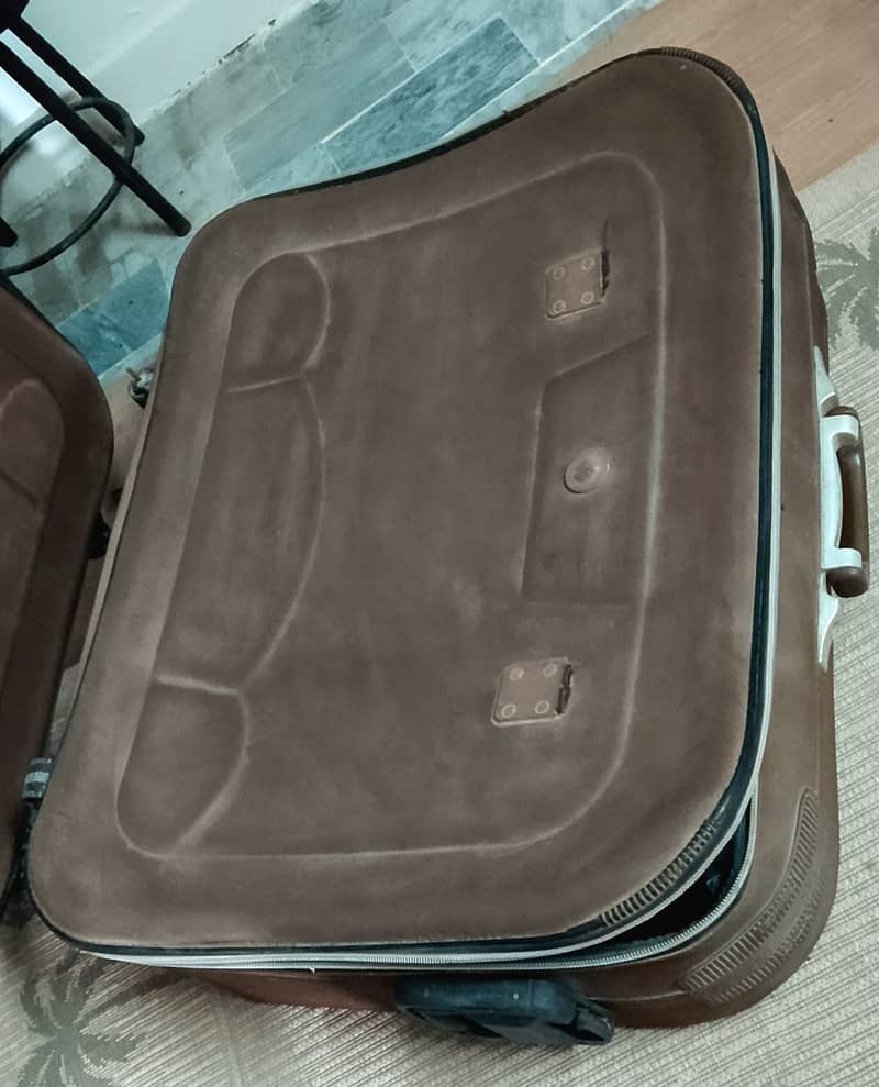 2_ big size suit case 3