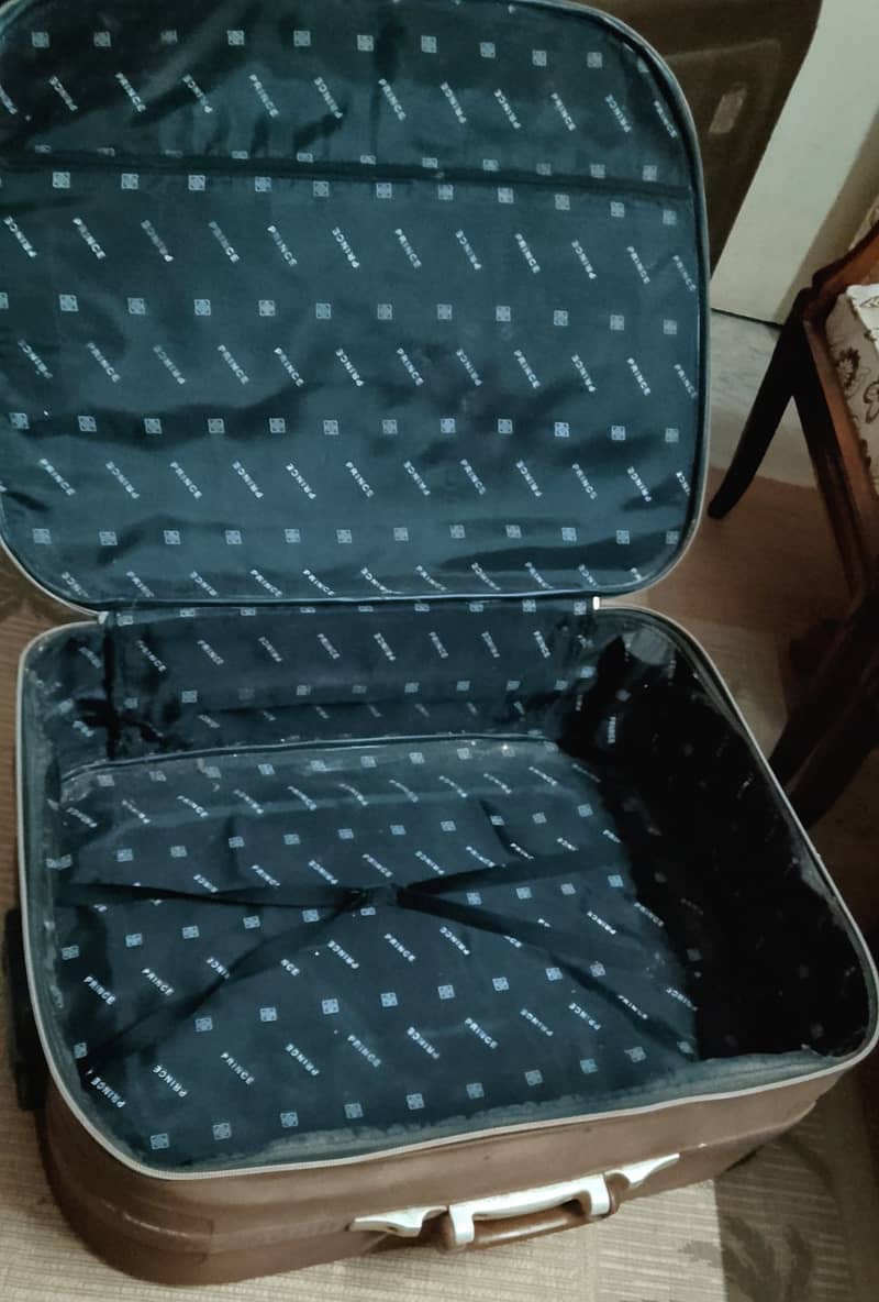 2_ big size suit case 10