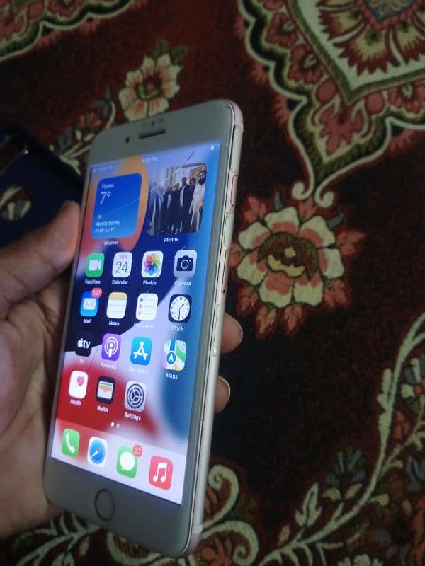 I phone 7plus PTA 128 memory 2