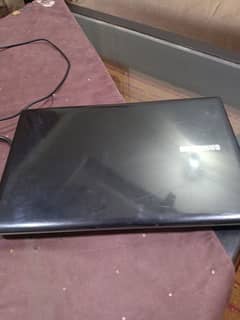 Samsung leptop 4gb ram 500 gb