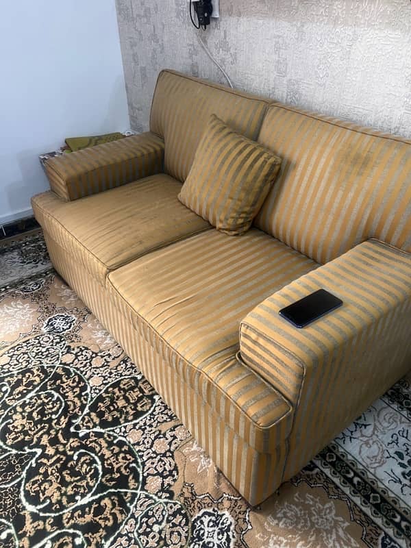 comfortable sofa seat 1