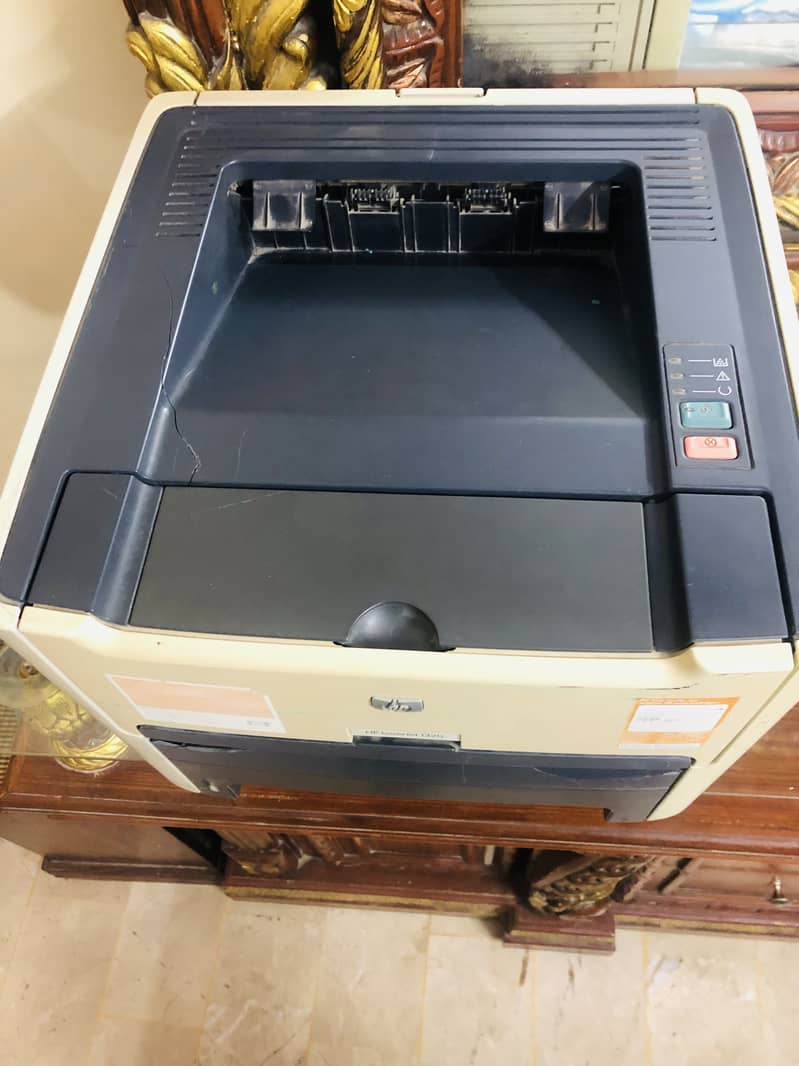 HP laser jet printer model 1320 good for commercial , office , school 0