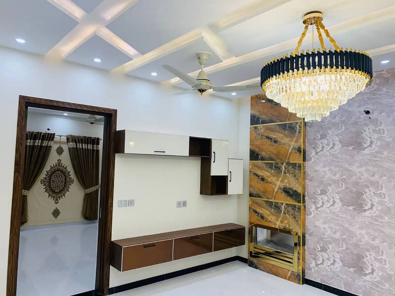 10 Marla House For Sale In Usman Block Bahria Town Lahore 1