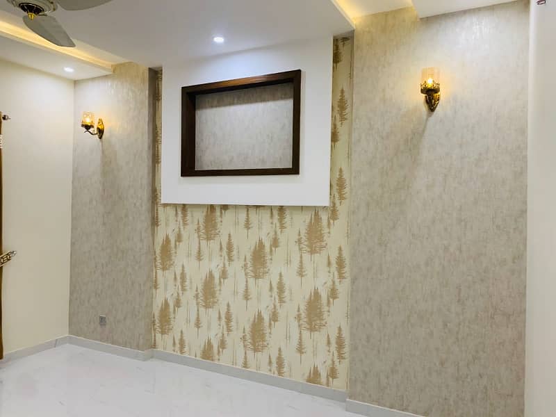 10 Marla House For Sale In Usman Block Bahria Town Lahore 7